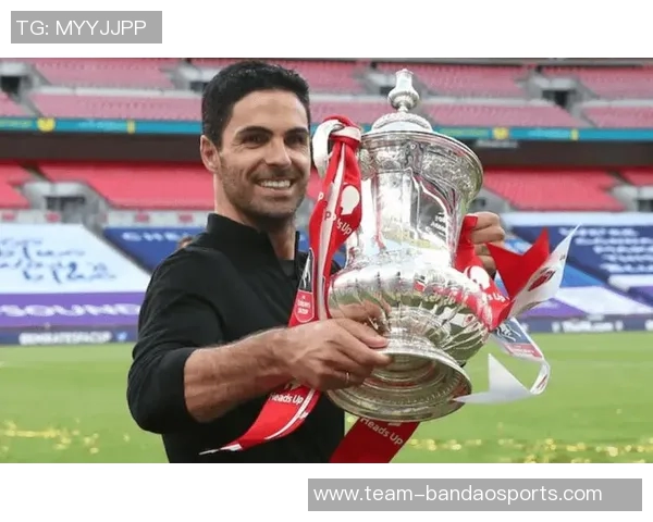 卡拉格分析切尔西期待罗塞尼尔成为蓝军新阿尔特塔表现至关重要